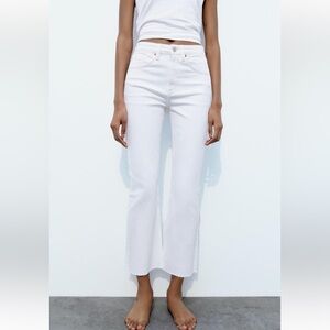 NWT Zara Flared Cropped High Waist Jeans Size 28/6
